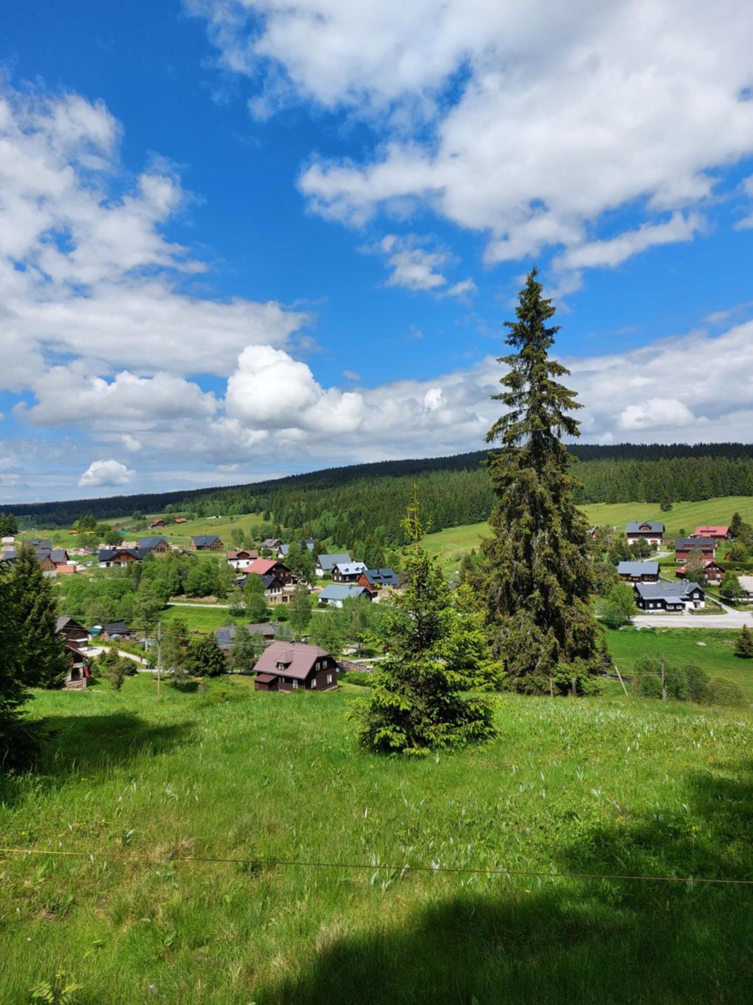 Wellness Chata Rosnatka Kvilda Buitenkant foto